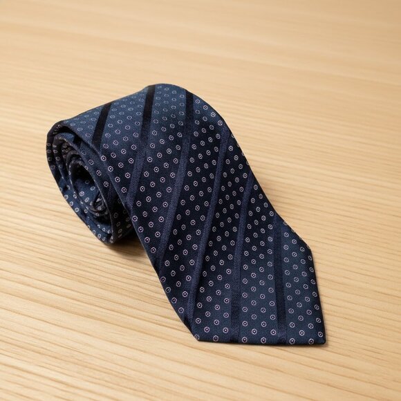 Giorgio Armani Men’s 100% Silk Necktie, Made in Italy, L: 58" - Picture 3 of 5